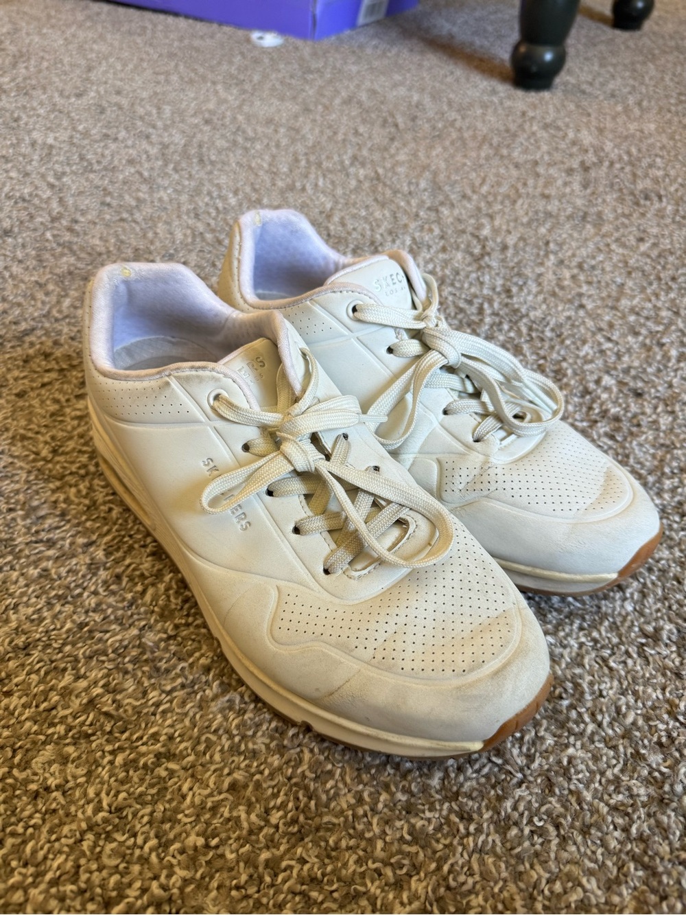 White Sketchers Women's Sneakers